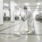 Limpieza industrial con cepillo de fibra larga Italimpia en frigorífico.