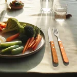 enedor de mesa Tramontina línea Dynamic. Acero inoxidable de alta resistencia y mango de madera natural. Pack ideal para parrillas, restaurantes y hoteles.