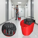 Pack de 6 baldes Vileda Super Cubo con escurridor de alta resistencia para limpieza profesional.